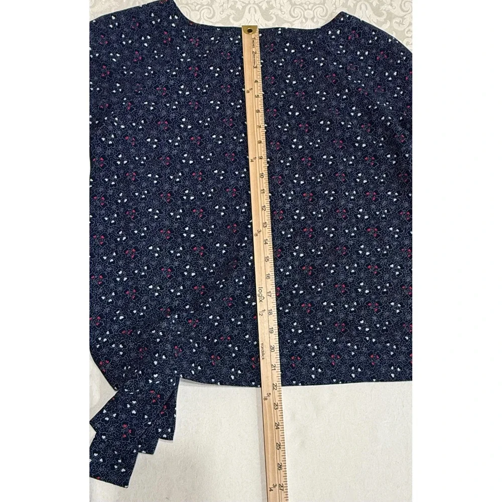 Michael Kors Women's Top Size M Navy Blue Heart Print 3/4 Bell Sleeve Tie Front‎